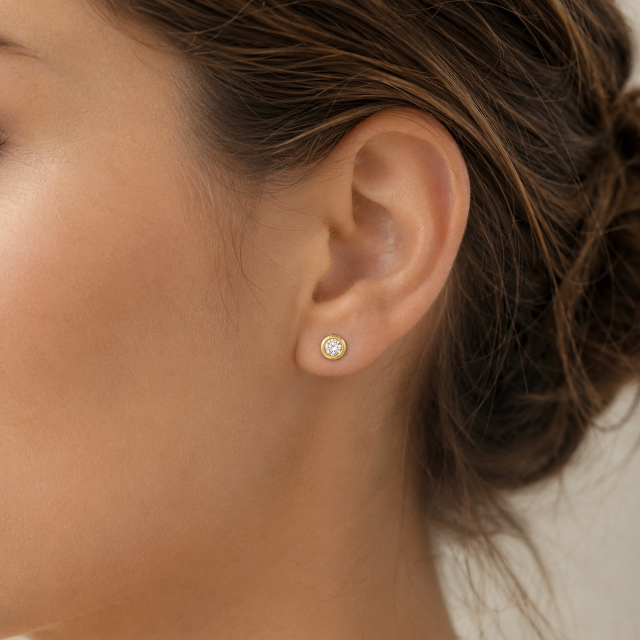 Radiant Edge Round Diamond Stud Earrings
