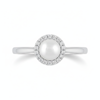 Silken Light Pearl Ring
