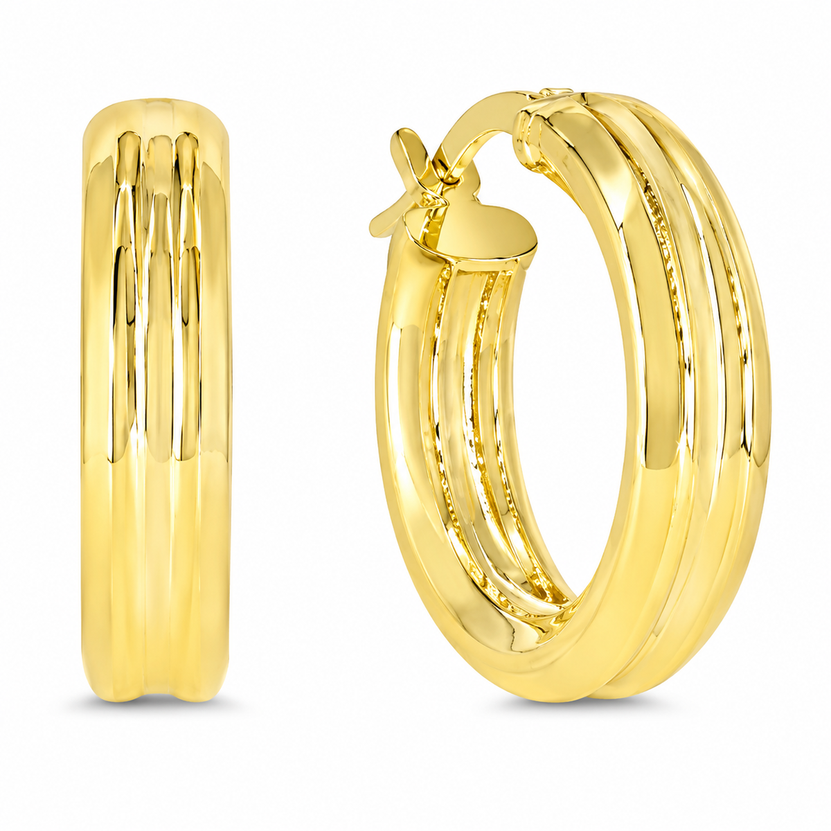 These 10K yellow gold hinged hoops feature deep grooved detailing that creates a dimensional three-row look. A bold take on a classic hoop with plenty of polished shine.